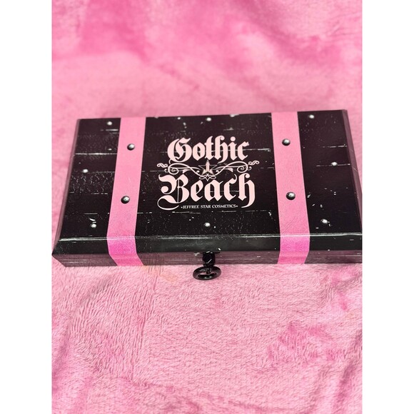 Jeffree Star Other - New! Gothic Beach Eyeshadow Palette Jeffree Star Rare Vaulted BNIB NWT HTF